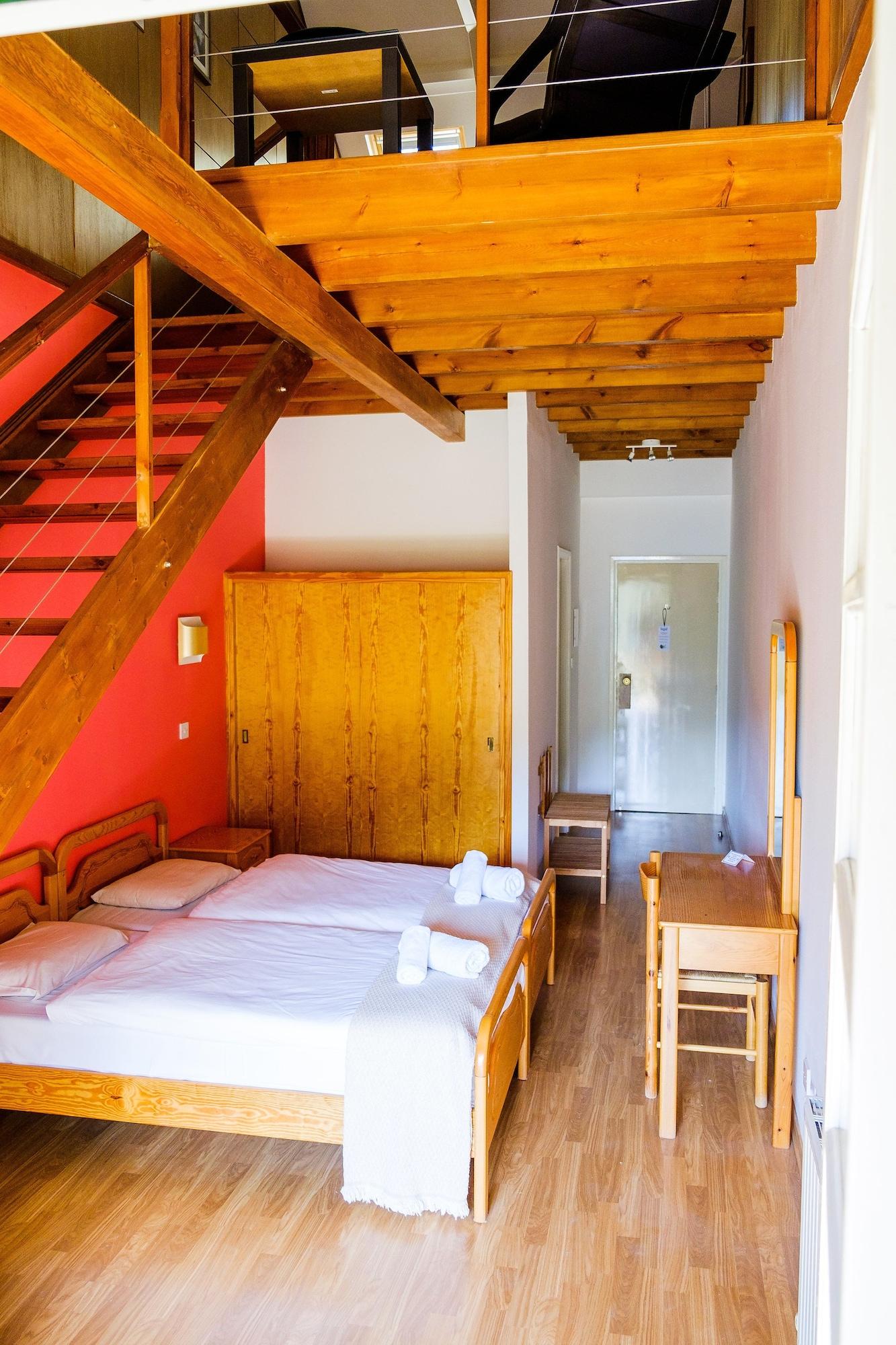 New Helvetia Hotel Платрес Екстер'єр фото